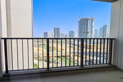 √ Waterfront Views | High Level and Vacant Unit √