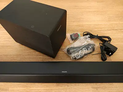 Philips TAB5305/98 2.1-channel Soundbar with Wireless Subwoofer and Cables (no remote)
