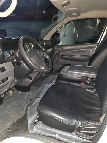 صورة مصغرة 9 لـ 2018 Nissan URVAN
