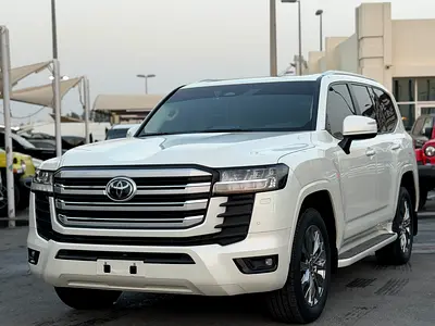 Toyota Land Cruiser GXR 2025 GCC Specs Under Warranty