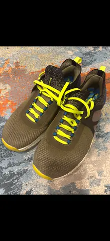 Mens crossfit shoes size US9,5  excellent condition