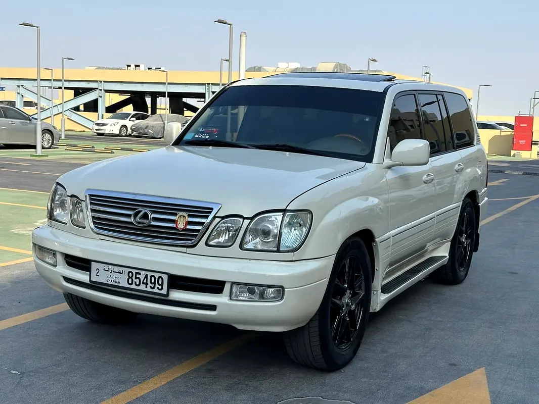 Lexus LX-Series 1998 — photo 1 of 15
