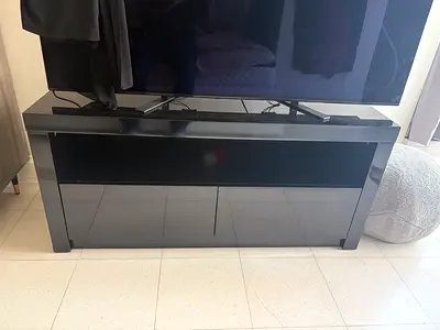 Black gloss TV stand / entertainment unit - good condition - home center