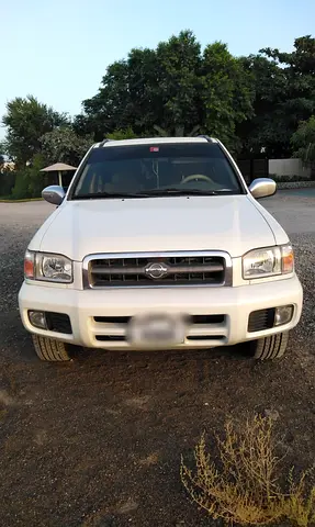 2003 Nissan Pathfinder SE | GCC Specs