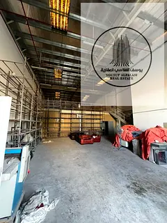 Warehouse for rent, 8200 sq ft, mezzanine for storage only.