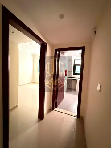 1 Bedroom Apartment for Rent with Built-in Wardrobes in Al Falah - Opposite New Mosque
