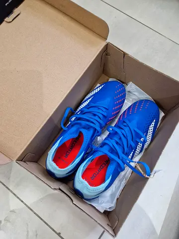 Blue Adidas Predator Football Boots - Size8,5