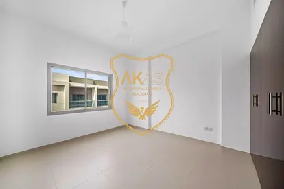 12 Payments - 2 Bed Apartment - Closed Kitchen - Free Parking