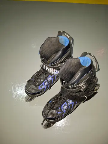Skates durable inline rollerblades / skates - size adjustable, in good condition