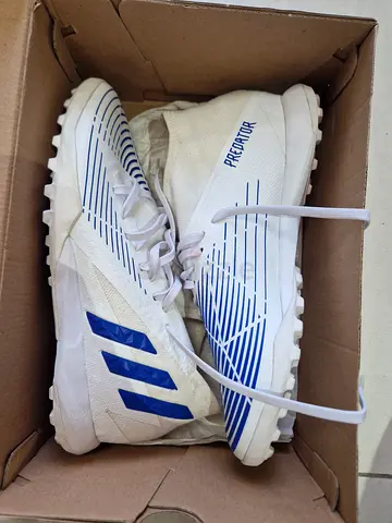 Adidas predator,Football, soccer shoes ,new condition size US 8.5 (Made in Indonesia) - lightly used