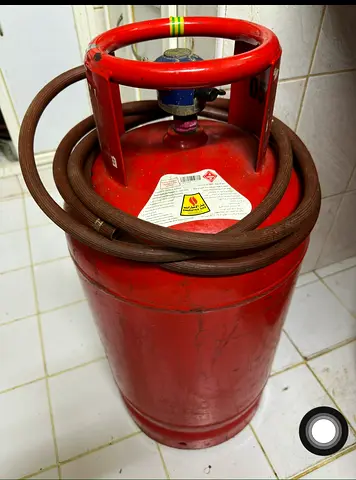 Used LPG Gas Cylinder with Hose and Regulator