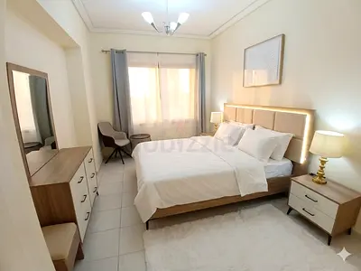 DIFC Female room - Move in today!