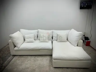 Looks great condition the one brand lshape sfa