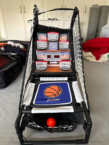 Franklin Sports Electronic Basketball Shootout Game