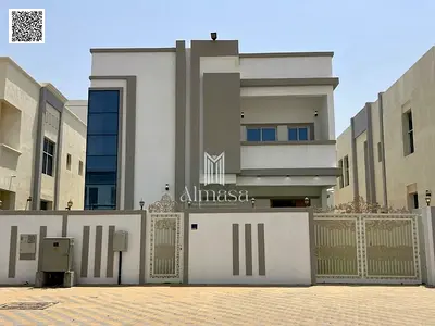 فيلا لقطه في الزاهية عجمان موقع استثنائي وسعر ما يتفوتش قريب من كل الخدمات ودقيقة من شارع الشيخ محمد بن زايد