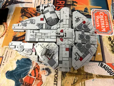Lego star wars millennium falcon