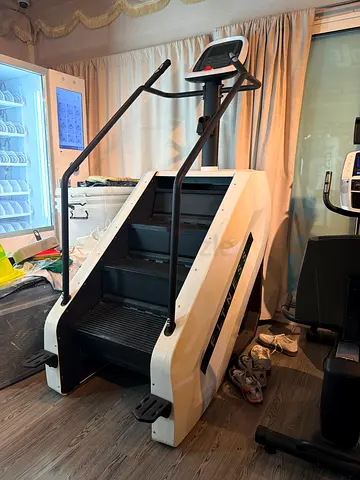 Used Curved Manual Treadmill - Good Condition, Home Gym Ready