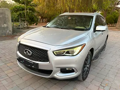 Infiniti QX60 Premium 2016 GCC Specs