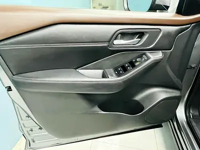 2022 Nissan ROGUE 缩略图 11