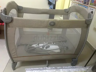 Travel cot