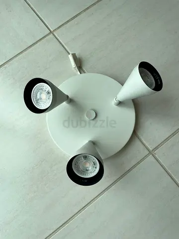 IKEA White 3-Head Adjustable Ceiling/Wall Spotlight Light Fixture (GU10 bulbs)