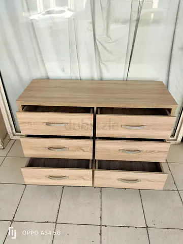 excellent condition chestes drawer available