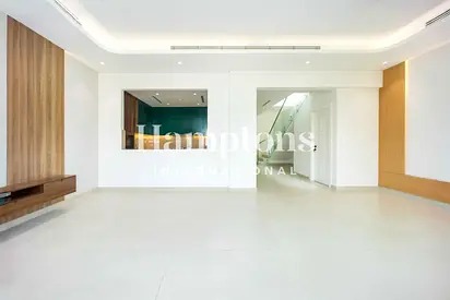 Vastu | Single Row | Unfurnished | Ready to Move