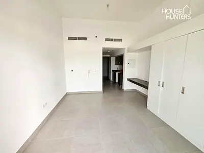 Modern | Spacious Studio | Vacant | Move In Ready