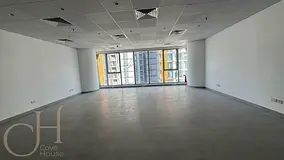 Vacant and ready to move fitted office-1 parking
