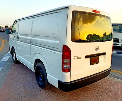 2026 Toyota HIACE 照片 6