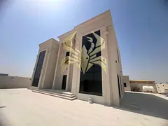 BRAND NEW | MODERN AND ELEGANT VILLA | 5 BEDS