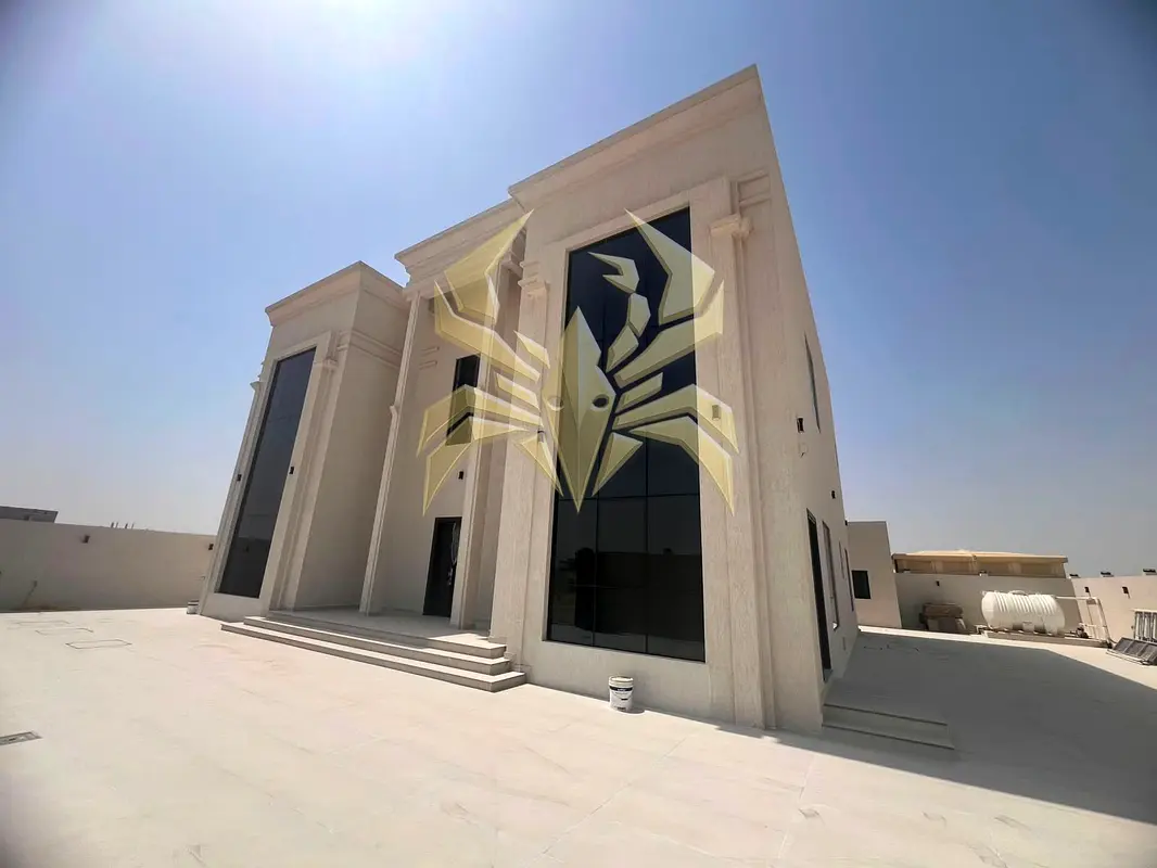 BRAND NEW | MODERN AND ELEGANT VILLA | 5 BEDS
