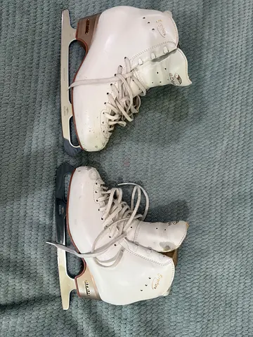 Edea Overture ice skates