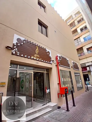 SHOP IN SOUQ AL KADEER AREA ON FAHIDI STREET BUR DUBAI OPP EMIRATES NBD BANK BEHIND TANISH JEWELLERY