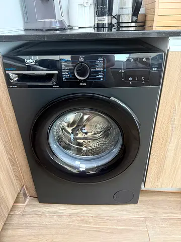 Beko 8kg Front Load Washing Machine – 1400 RPM, 15 Programmes – 1 Year Used, Excellent Condition