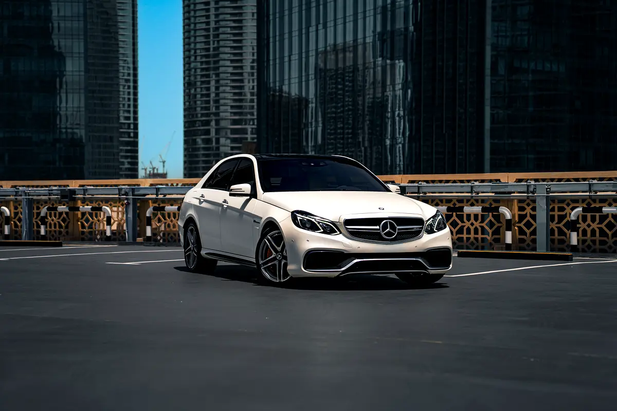 Mercedes-Benz E-Class 2014 — photo 1 of 18