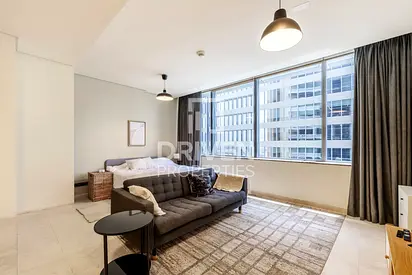 High Floor | Modern Layout | Ready to Move in