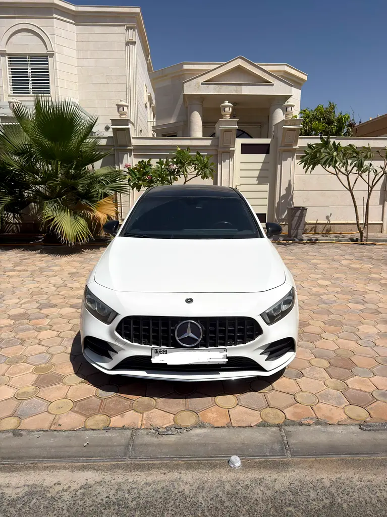 Mercedes-Benz A-Class 2022 — photo 1 of 8