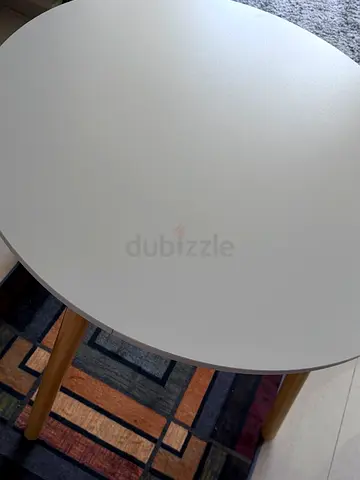 Round table