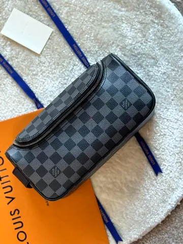 LV Pouch