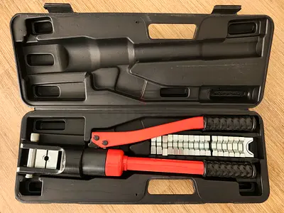 YATO YT-22862 Hydraulic Cable Crimping Tool Set with Case