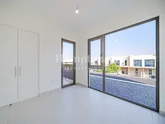 Prime Location | Managed Unit | Ready To Move In