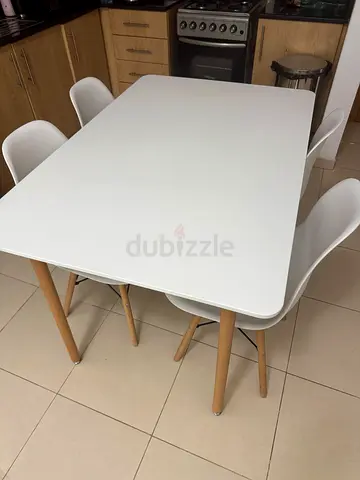 White Modern Dining Table with 4 Matching Chairs