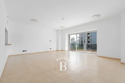 Spacious 2 BR | Upgraded | Vaastu Compliant
