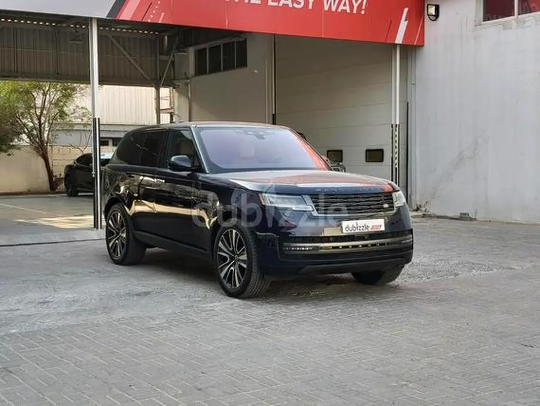 Land Rover Range Rover 2023 — photo 1 of 14