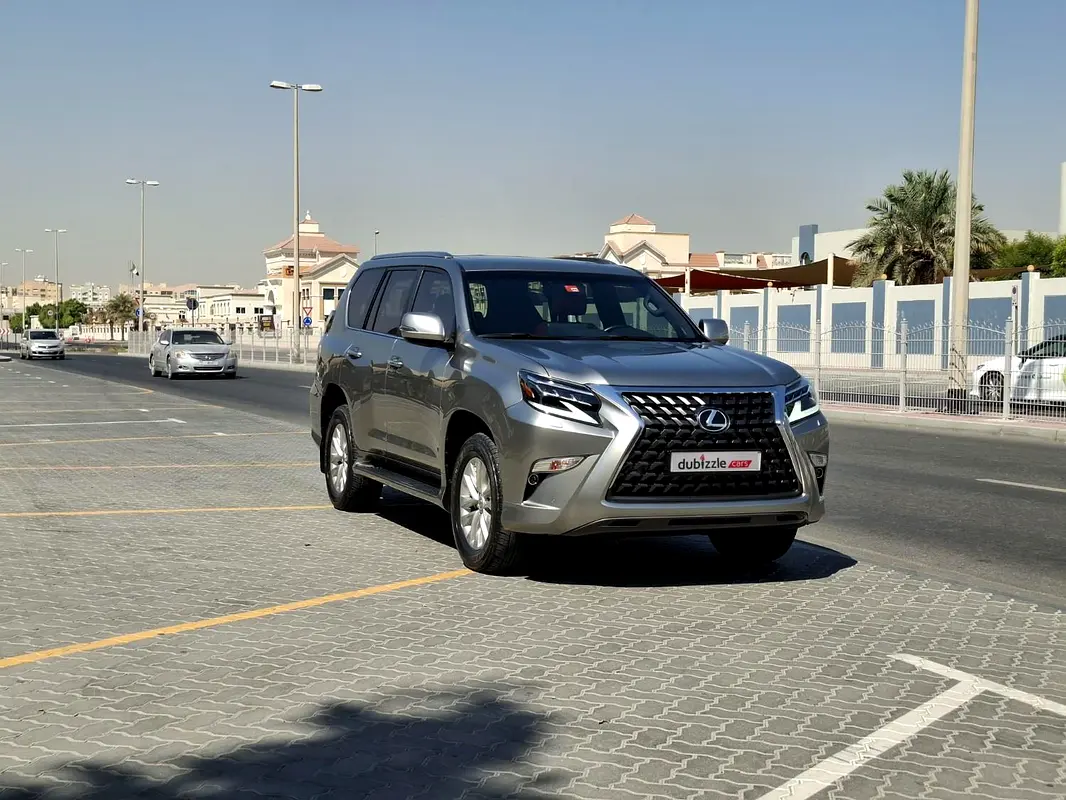 Lexus GX-Series 2022 — photo 1 of 14