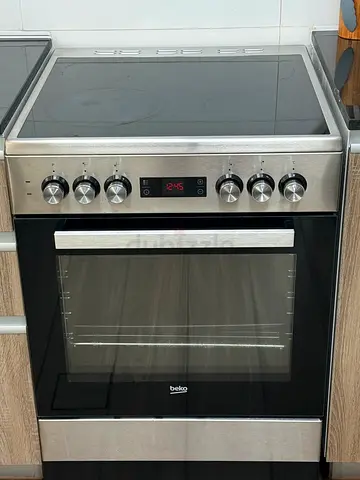 Beko Ceramic Electric Cooker 60x60cm – 4 Zones, Oven – 1 Year Used, Excellent Condition