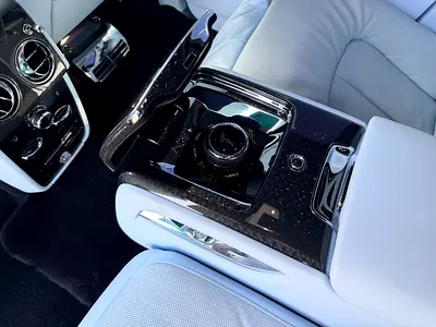 2024 ROLLS-ROYCE CULLINAN 照片 9