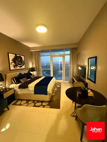 Lagoons View Studio| Vacant| Golf Green Community