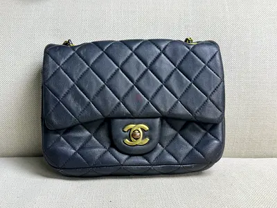 Chanel Classic quilted black leather  shoulder bag with gold CC turn-lock